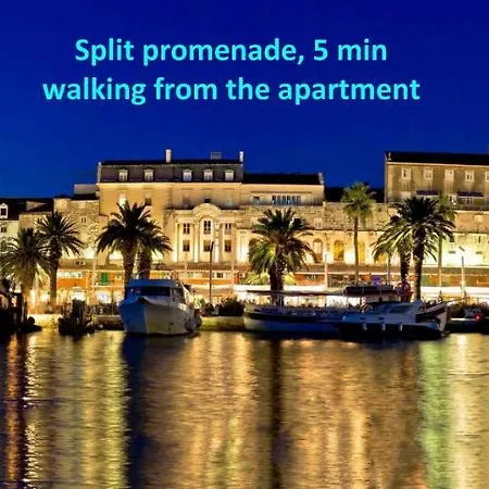 Lägenhet Modern Apt With Large Garden & Parking In Center Split